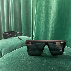 Quay Australia Hindsight Sunglasses in Black with Smoke lens and Gold Hardware